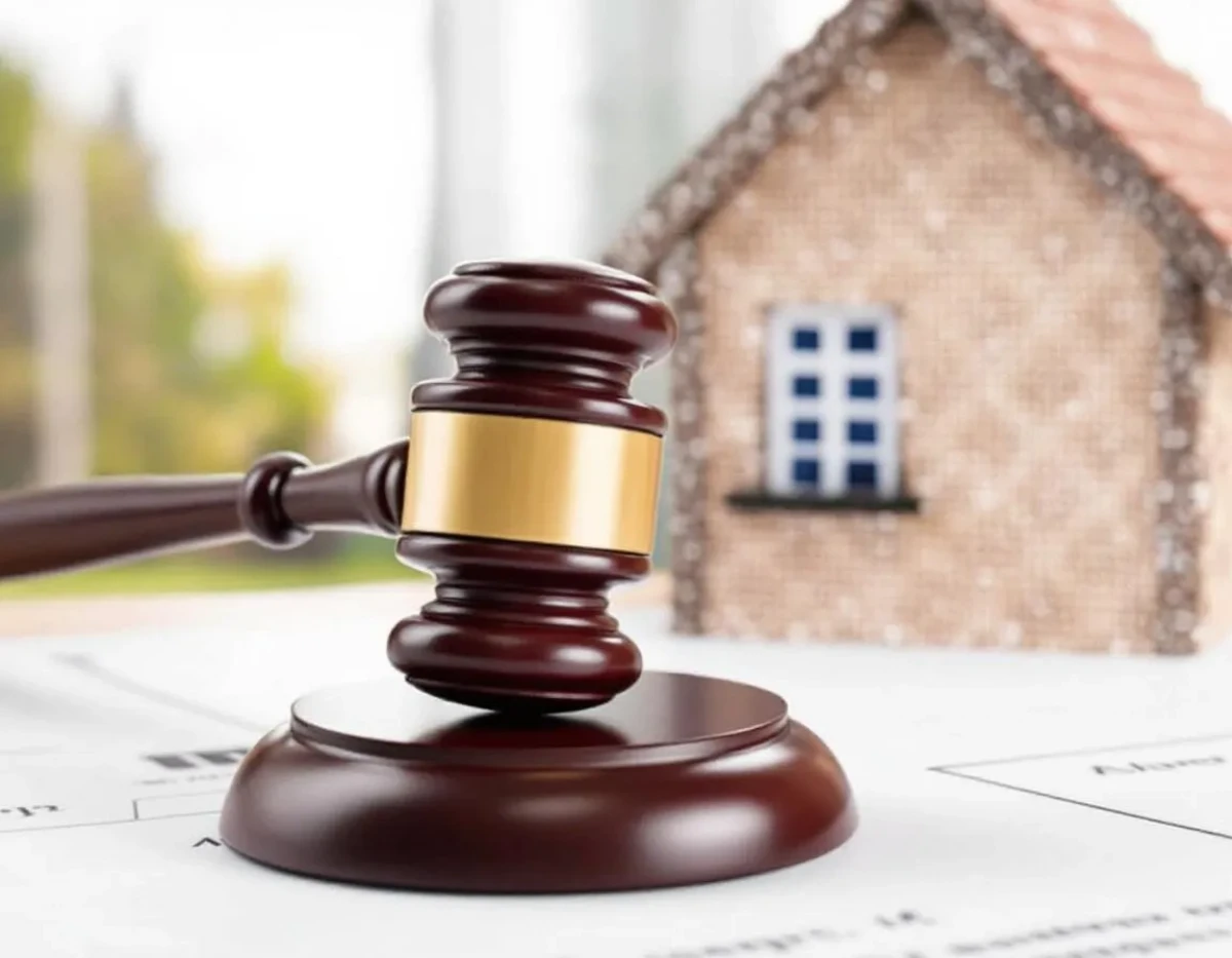 Naviguer les Complexités du Droit Immobilier: Conseils et Obligations en 2025